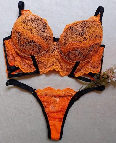 CONJUNTO LUXO RENDA COR VIBRANTE